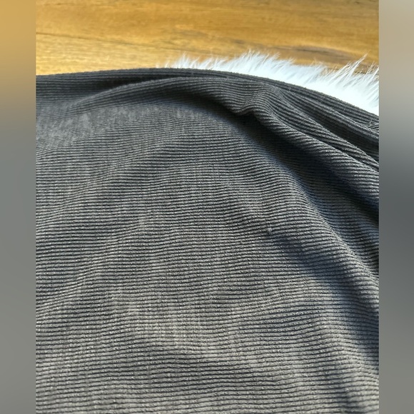 Madewell Flawd Charcoal Small puff Short Sleeve Ribbed Tee Oversized Lightweight - Picture 2 of 4